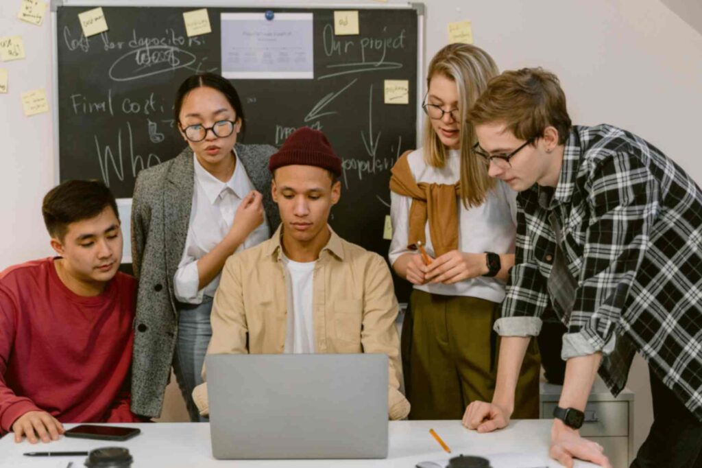 Engaging With Peers And Instructors 1024x682